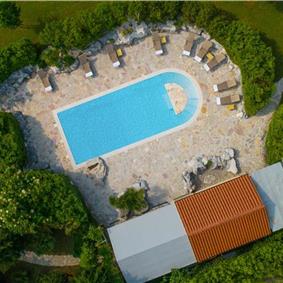 5 Bedroom Istrian Villa Estate with Large Pool and Gardens near Barban, Sleeps 12